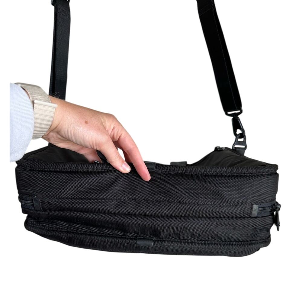 Tumi Slim Deluxe Portfolio Alpha 3 View 3